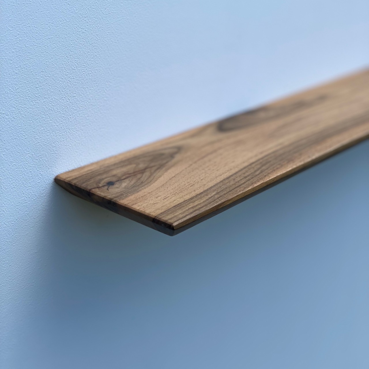 Плаваюча полиця Walnut Simplistic trimmed edge